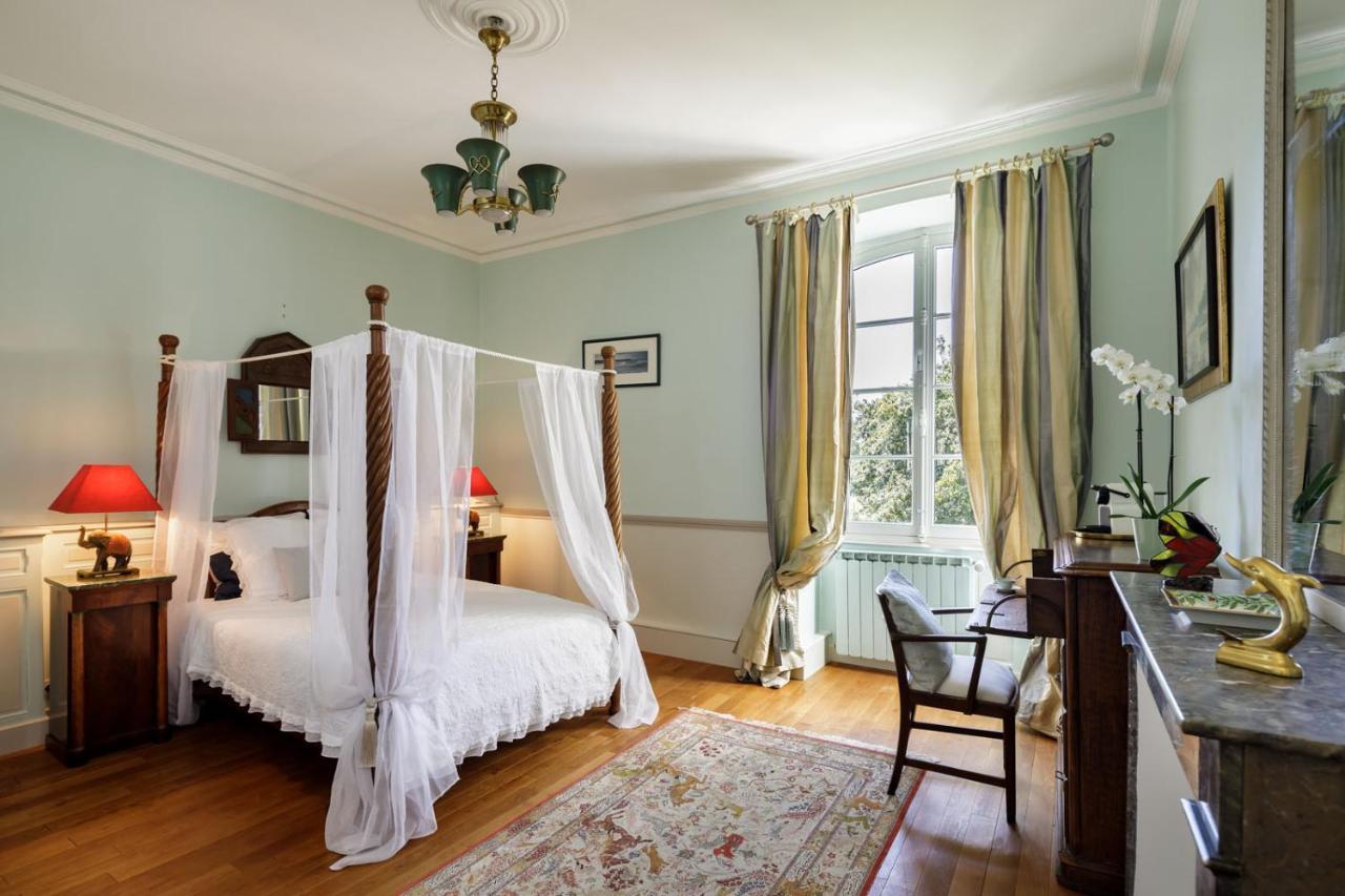 Manoir De Bel Ebat Hotel Crossac Kültér fotó