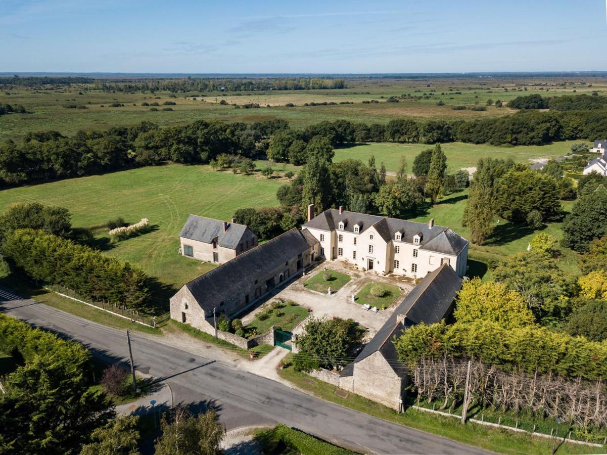 Manoir De Bel Ebat Hotel Crossac Kültér fotó
